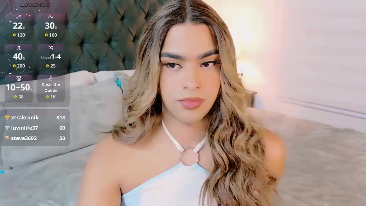 scarlethsweety Live Cam Screenshot – 2025-08-21 06:29:43