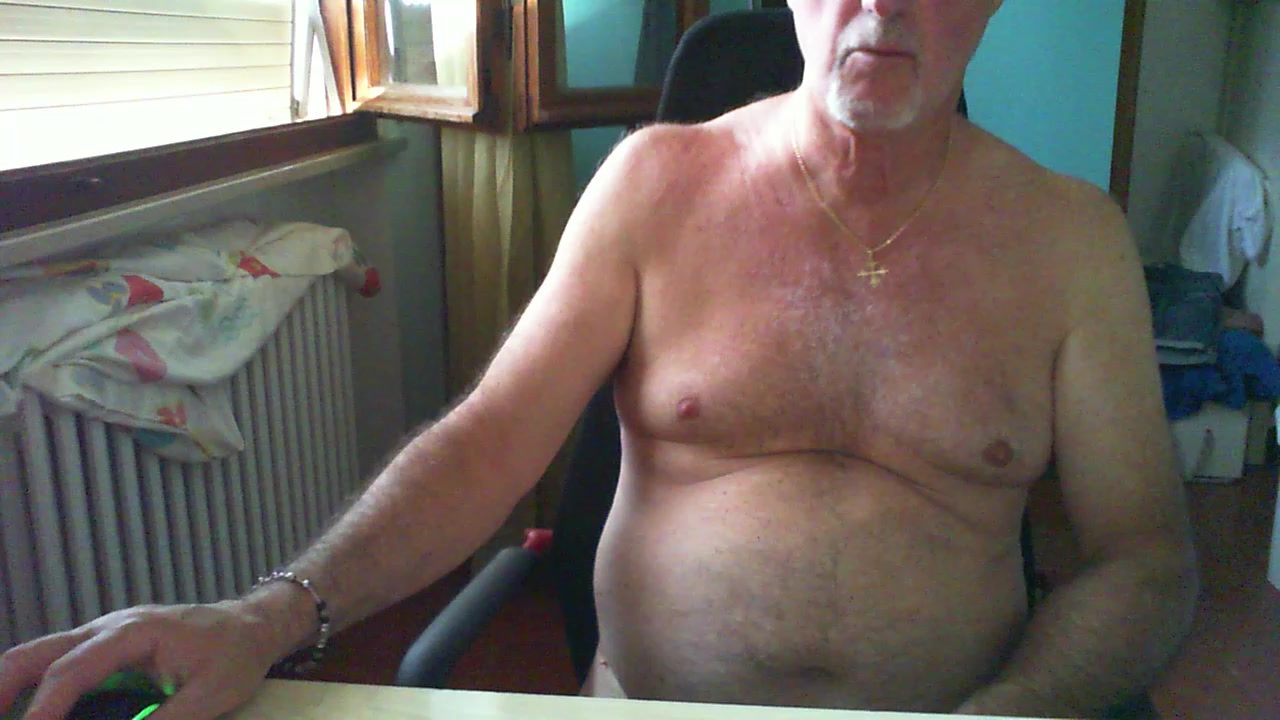 schiavo39 Live Cam Screenshot – 2025-08-06 12:41:47