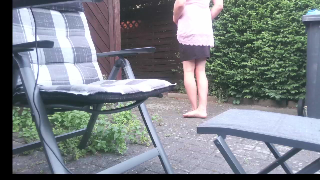 selfbond Live Cam Screenshot – 2025-08-13 17:18:42
