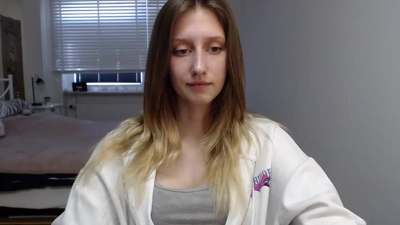 sensual_Luna Live Cam Screenshot – 2025-09-01 10:24:51