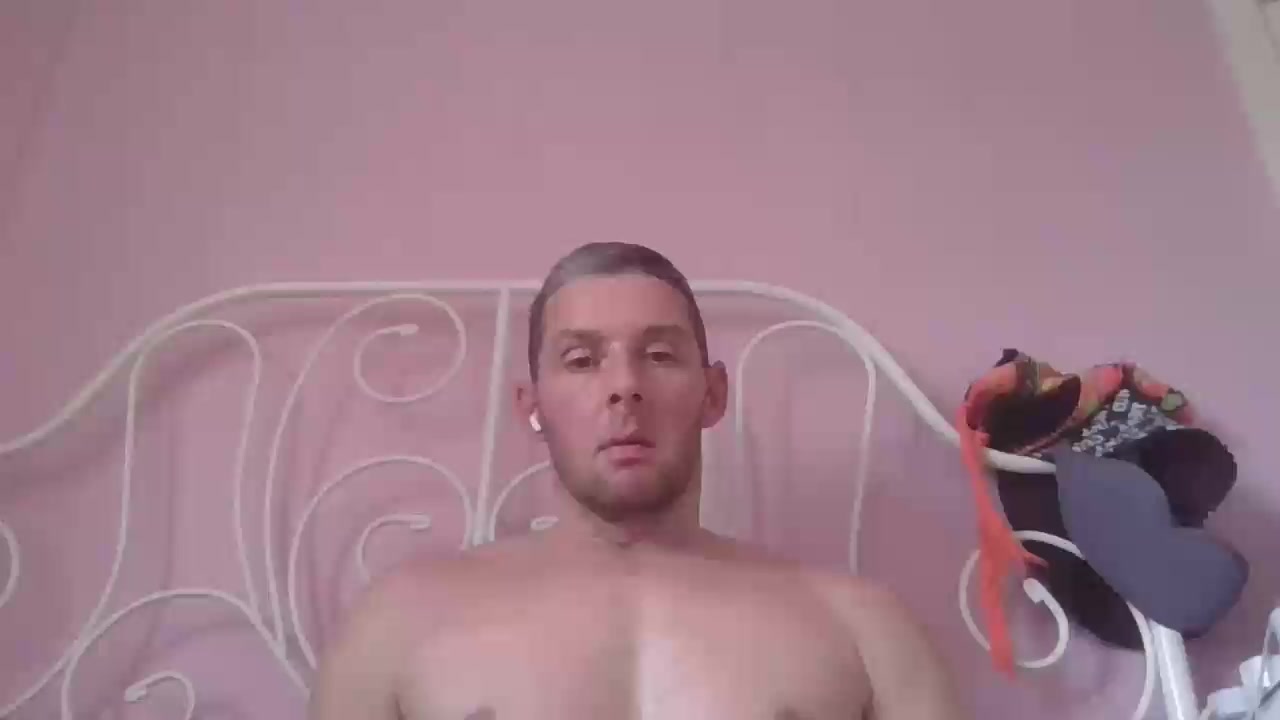 sent2plz666 Live Cam Screenshot – 2025-08-07 08:14:46