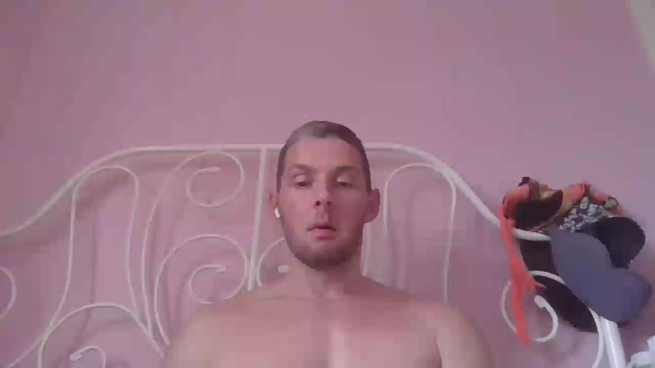sent2plz666 Live Cam Screenshot – 2025-08-07 08:29:50