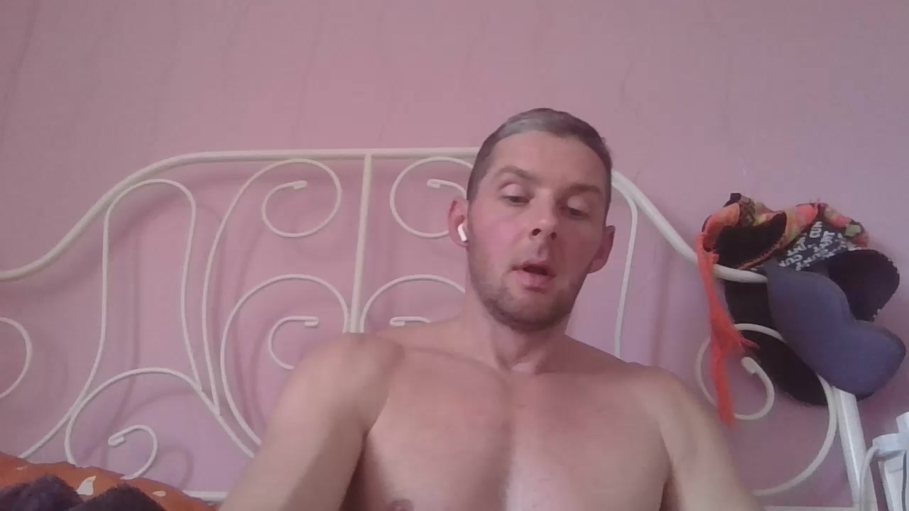 sent2plz666 Live Cam Screenshot – 2025-08-07 08:49:51