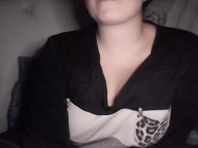 sexcoppia89 Live Cam Screenshot – 2025-10-08 22:04:18