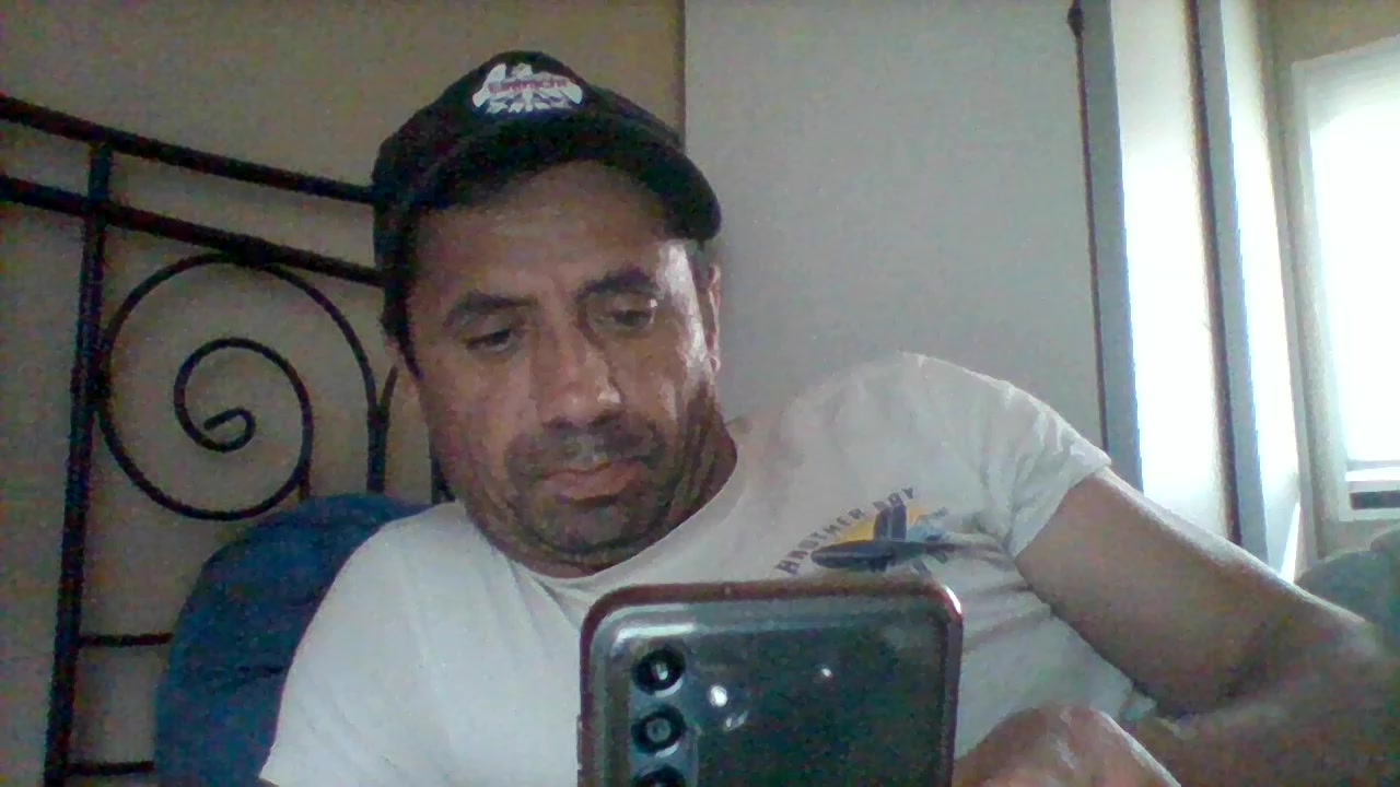 sexi_boy1983 Live Cam Screenshot – 2025-08-06 12:37:19