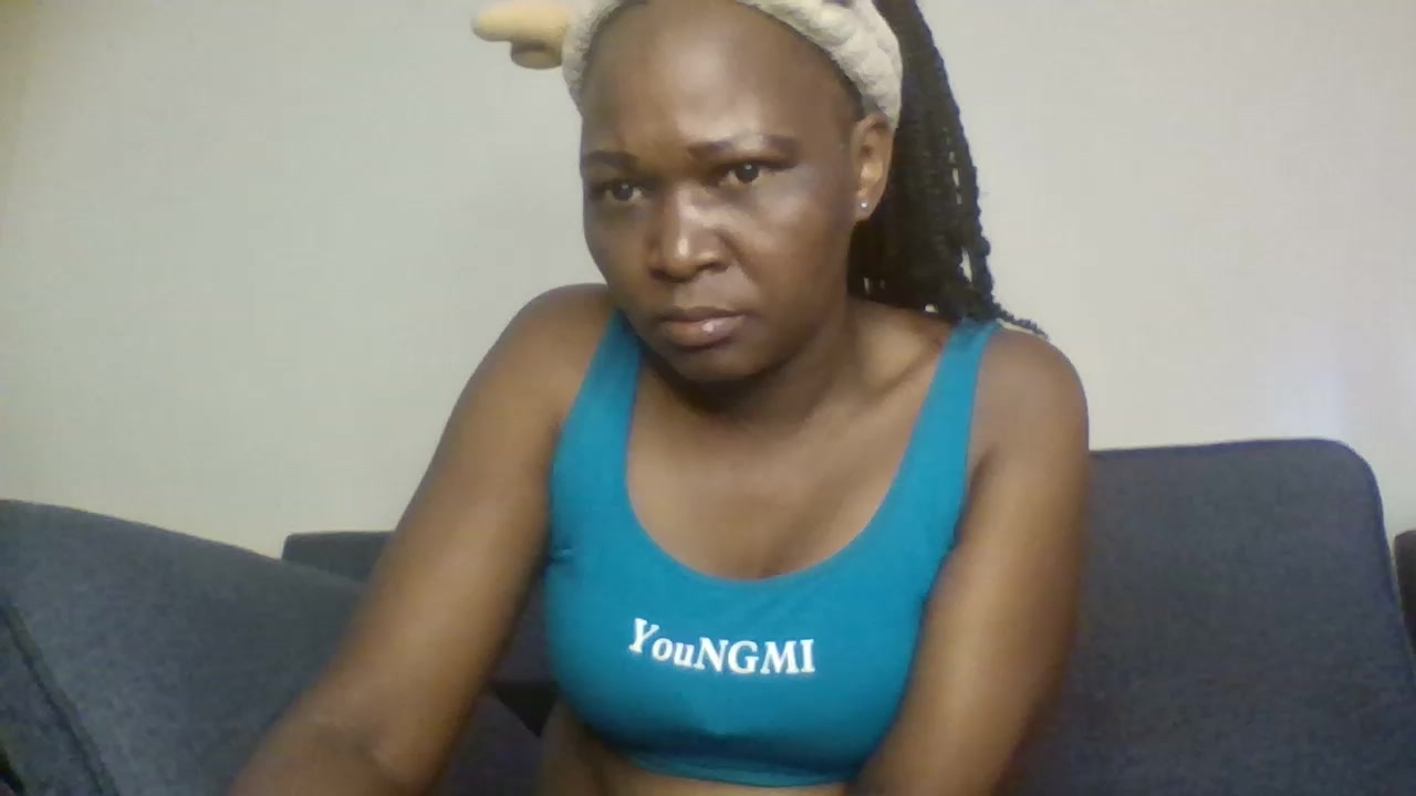 sexy2981 Live Cam Screenshot – 2025-08-14 11:04:19