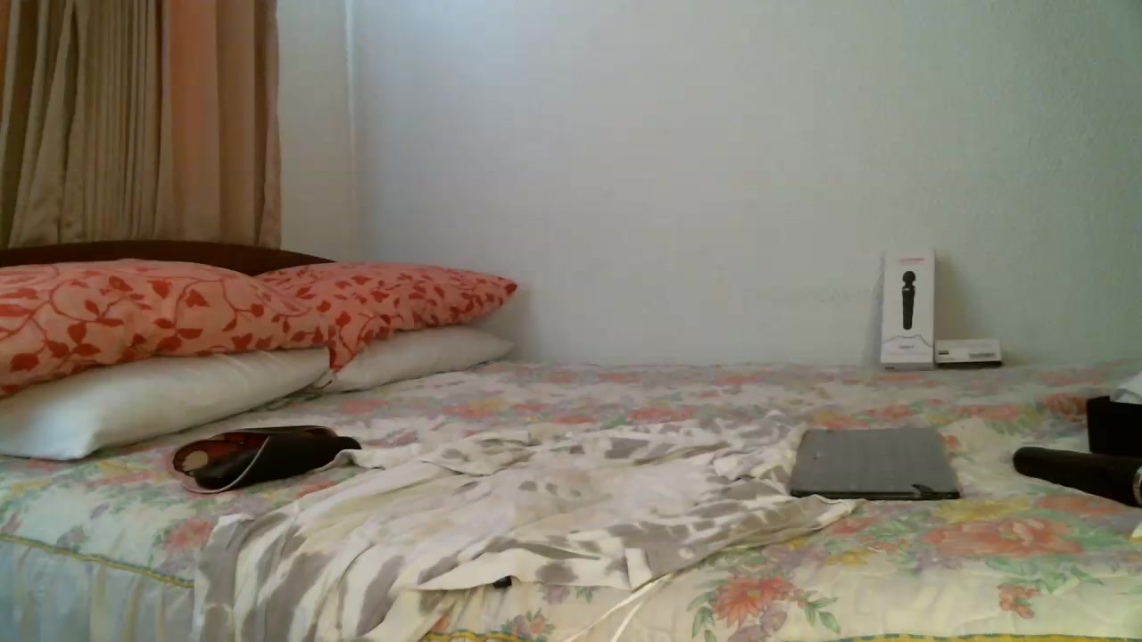 sexybitch610 Live Cam Screenshot – 2025-08-04 21:50:19