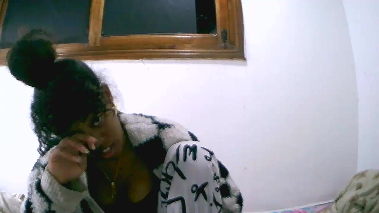 sexydolls5 Live Cam Screenshot – 2025-08-12 16:40:49