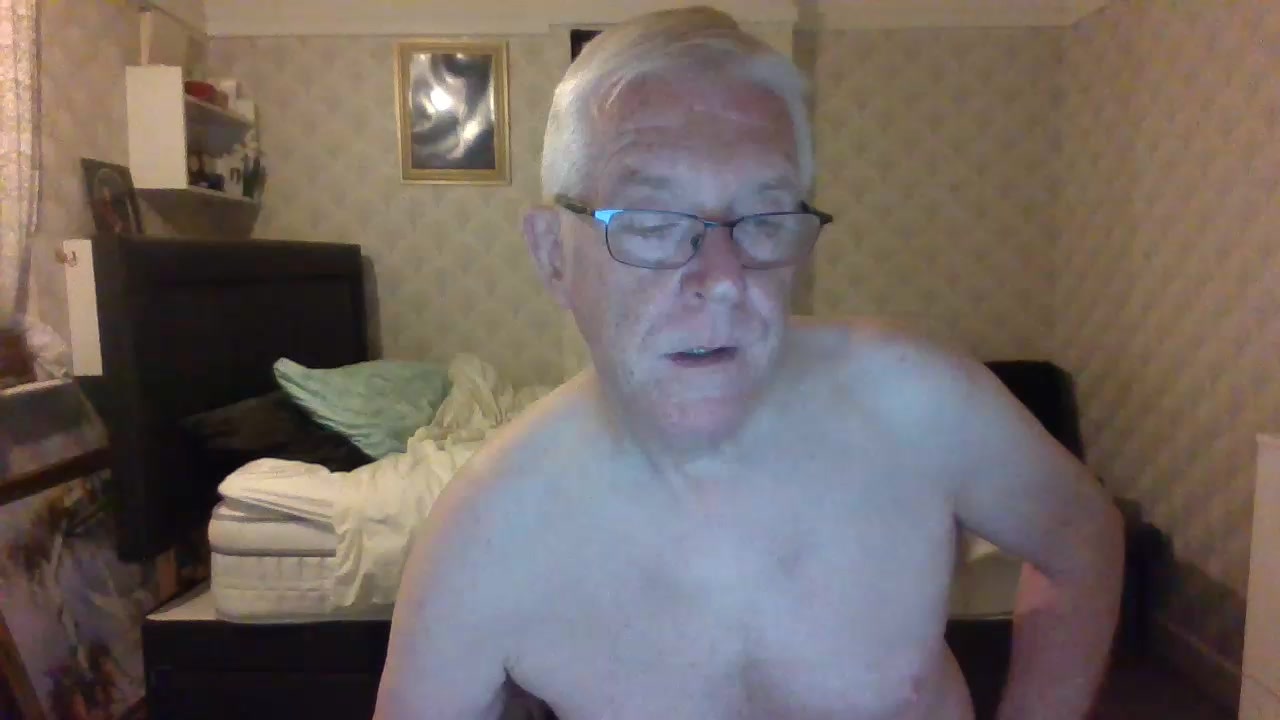 shaun47m Live Cam Screenshot – 2025-08-31 00:06:34