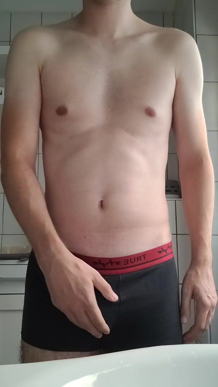 skinnyboy1097 Live Cam Screenshot – 2025-08-14 16:40:26