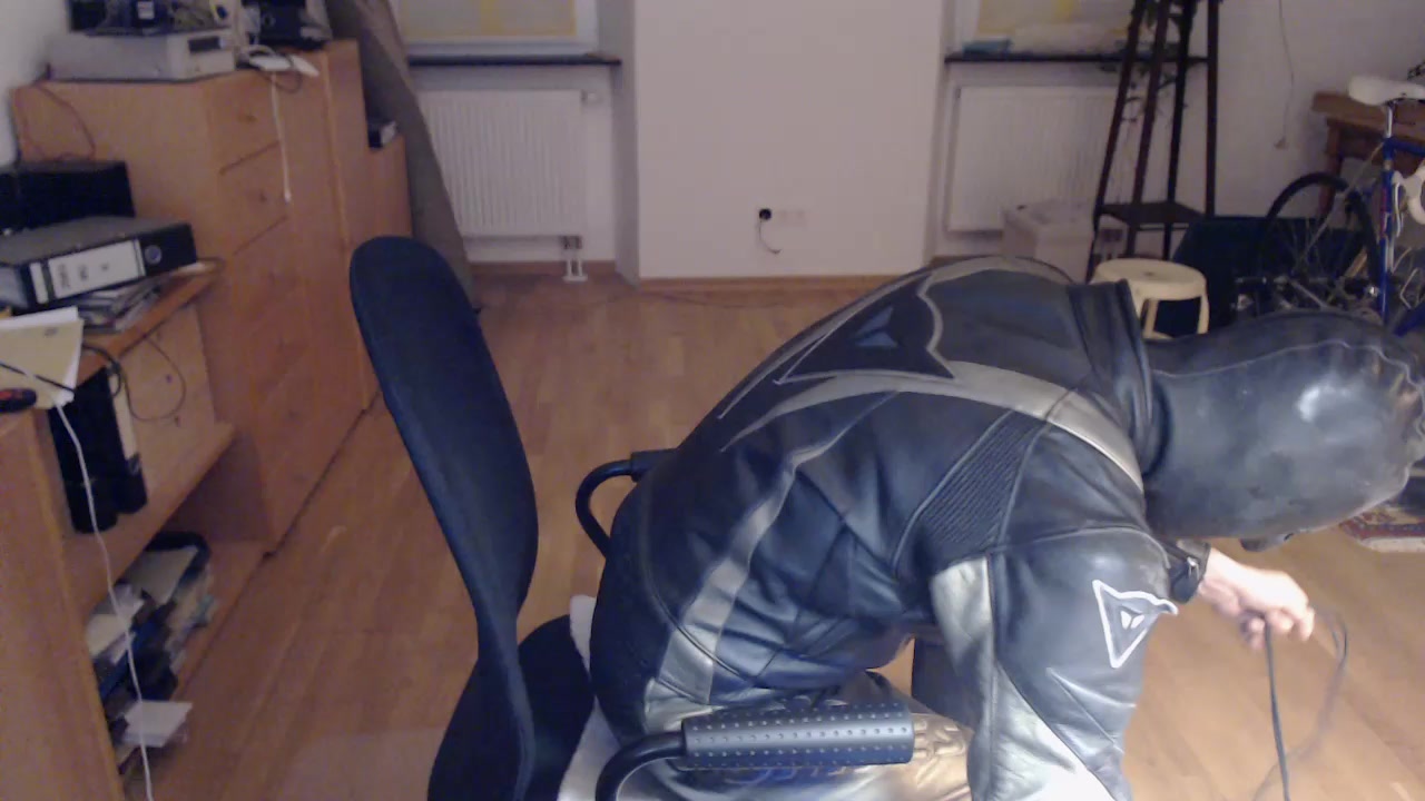 slave0575 Live Cam Screenshot – 2025-08-08 19:26:44