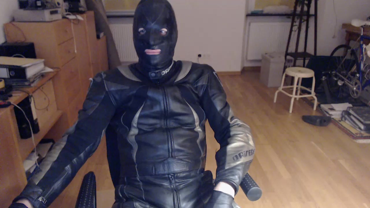 slave0575 Live Cam Screenshot – 2025-08-08 20:56:05