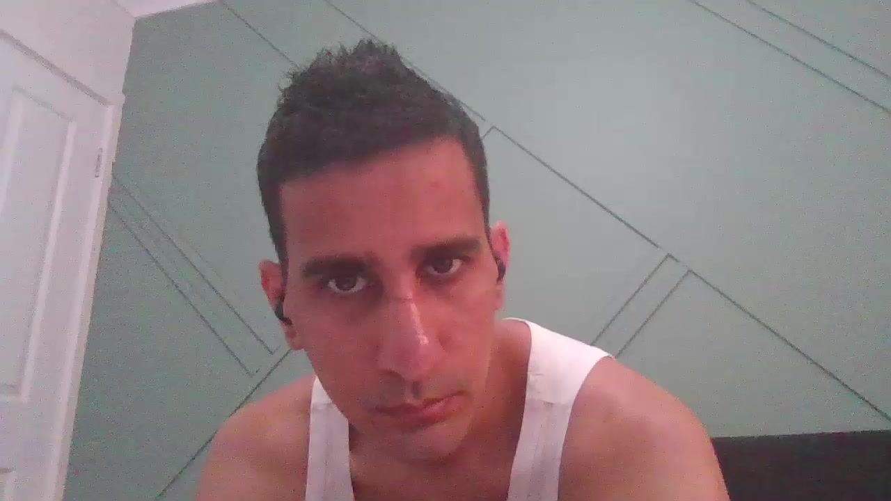 slave5251 Live Cam Screenshot – 2025-08-07 22:40:41