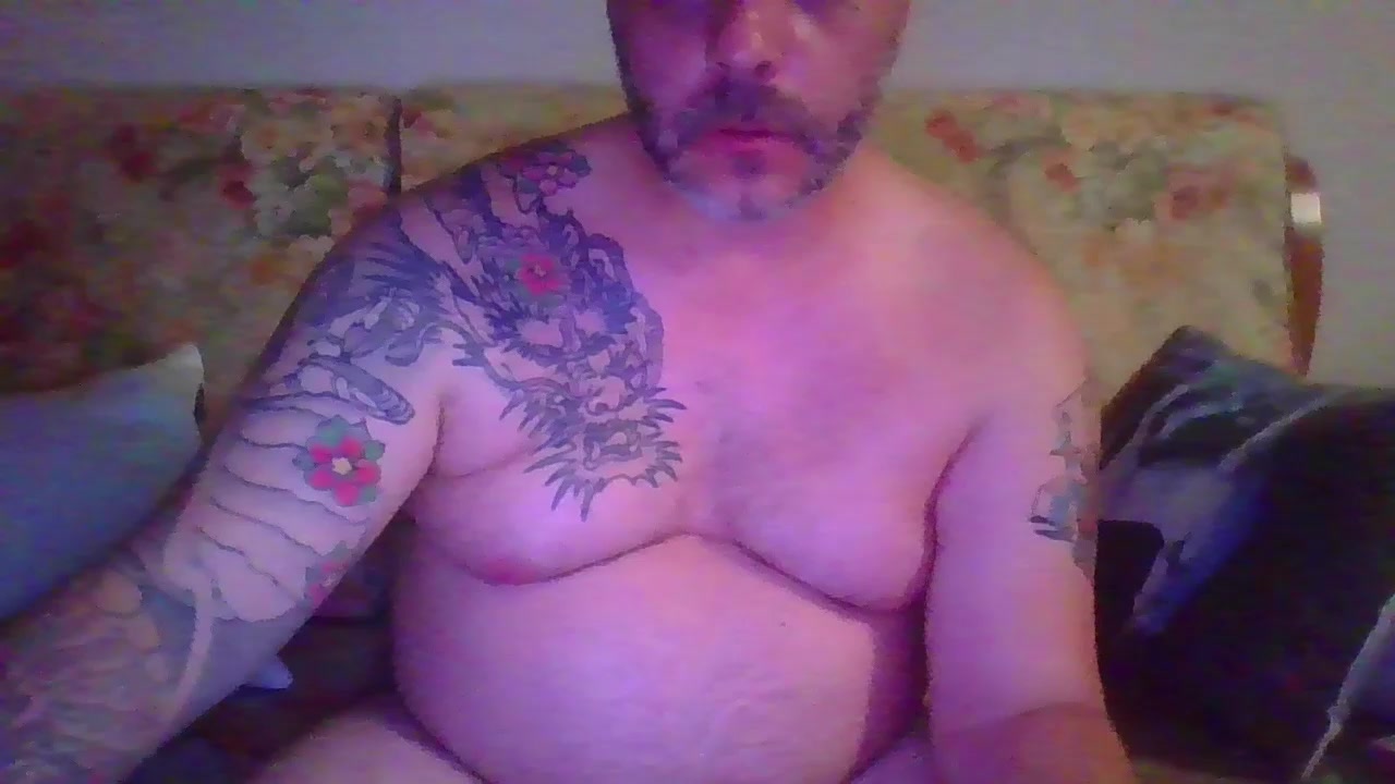 slavesex39 Live Cam Screenshot – 2025-08-31 03:55:57