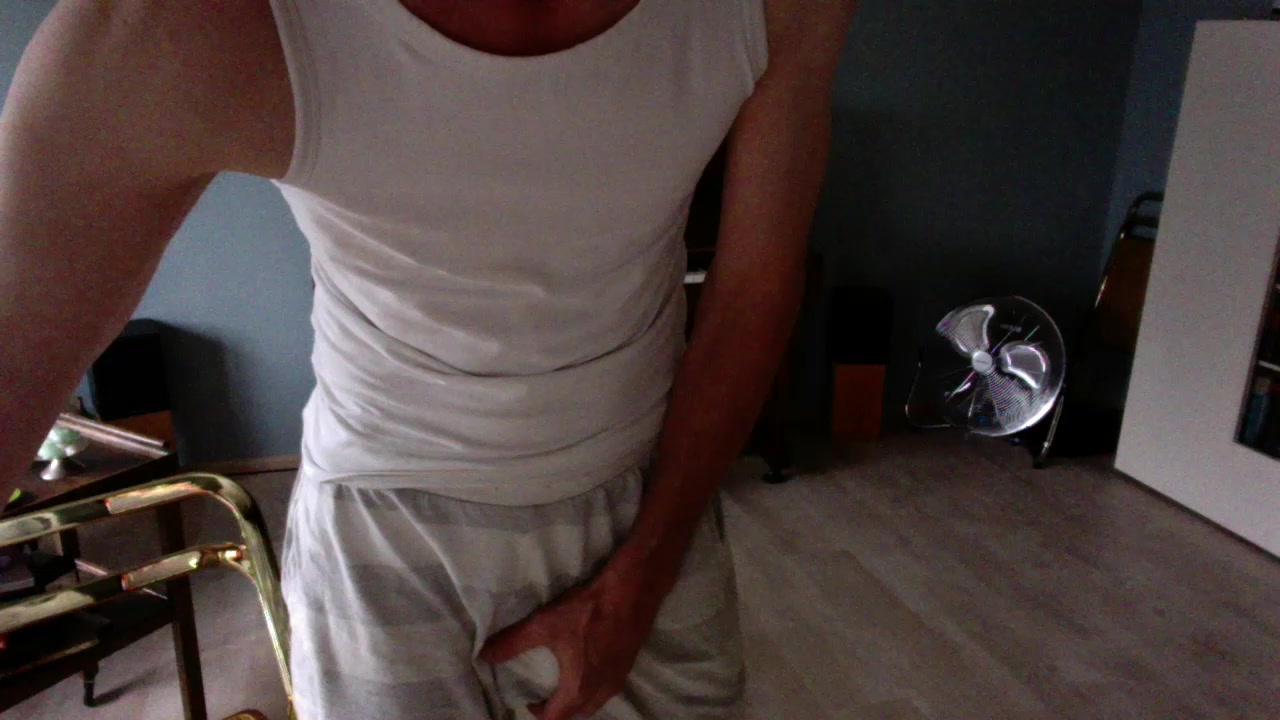 slimandhungfun Live Cam Screenshot – 2025-08-26 17:48:35