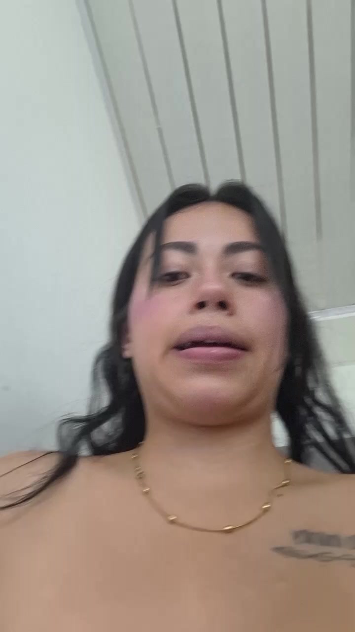 sylvana_19 Live Cam Screenshot – 2025-08-04 00:17:03