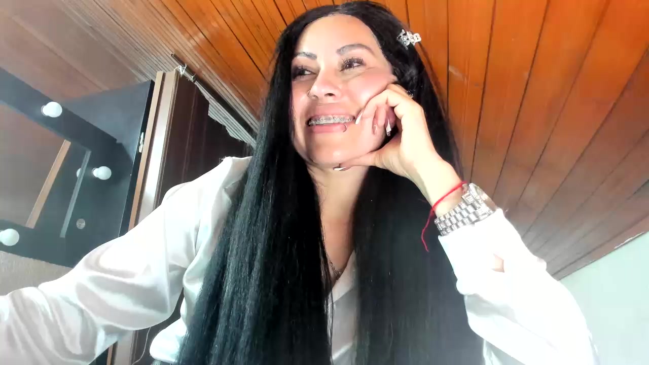 taniamature Live Cam Screenshot – 2025-08-13 21:26:10