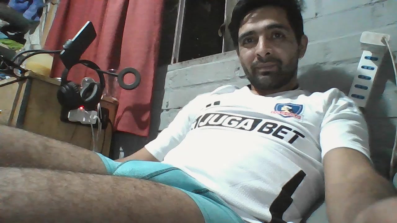 tavitho31 Live Cam Screenshot – 2025-08-05 04:05:15