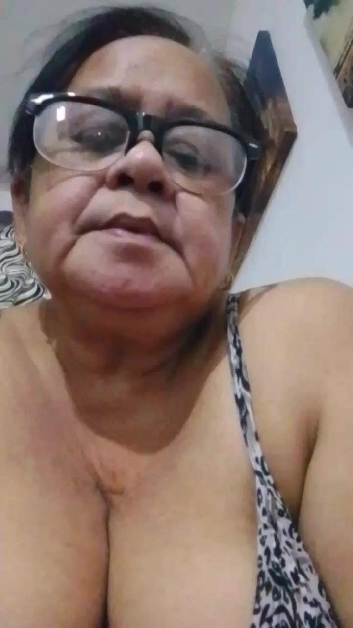 teaserwoman Live Cam Screenshot – 2025-08-15 09:36:46