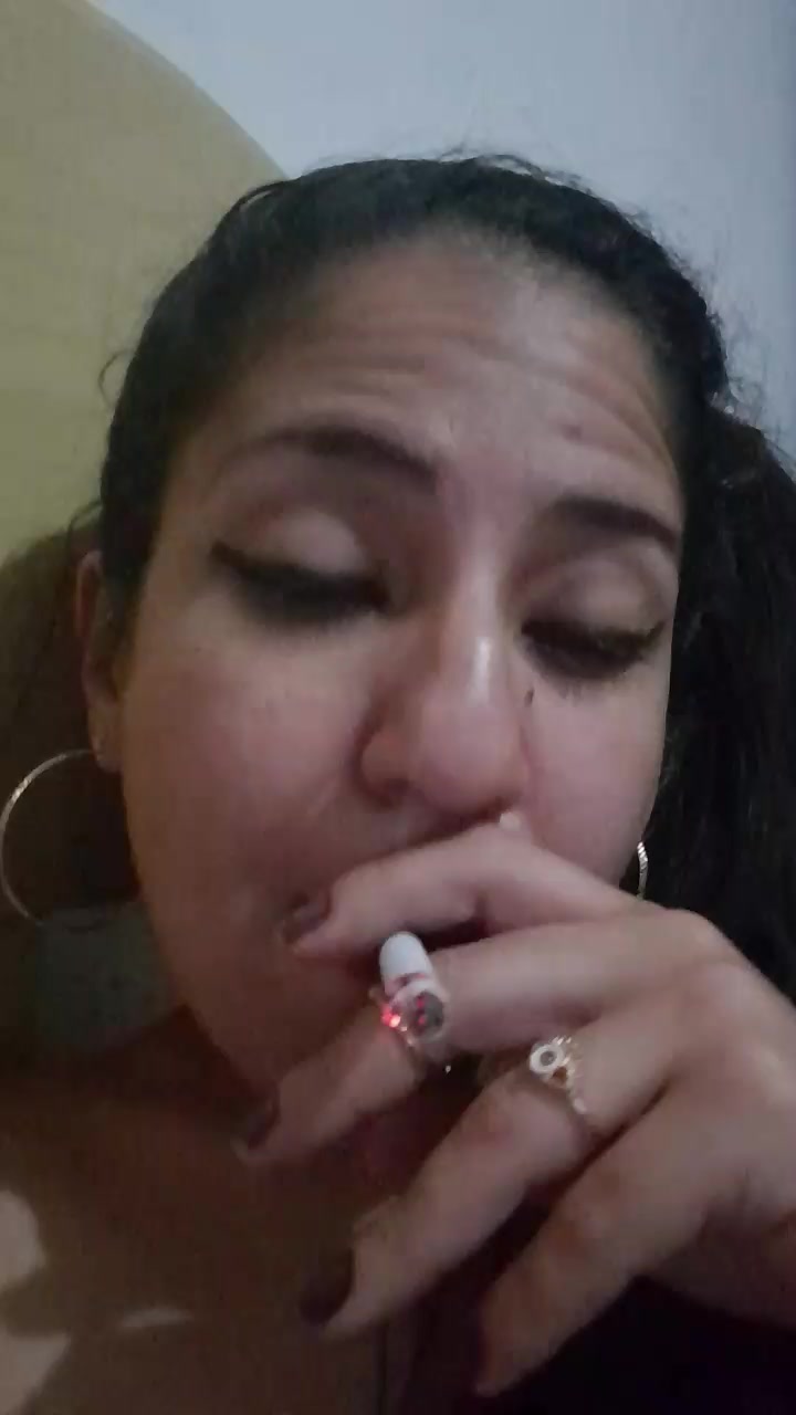 thaynnaxxx Live Cam Screenshot – 2025-10-13 05:11:00