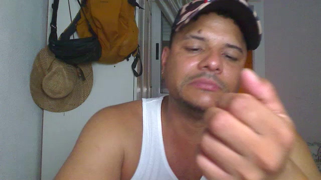 thepapi247 Live Cam Screenshot – 2025-08-08 23:58:16