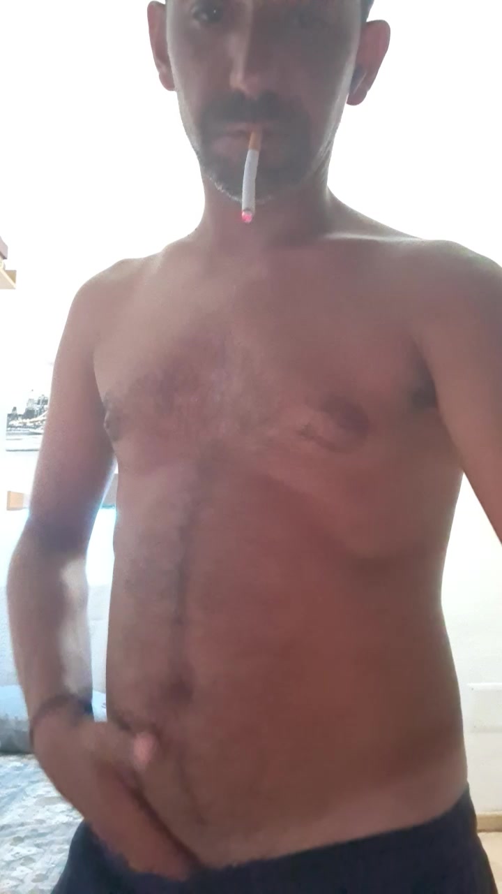thommy8906hot Live Cam Screenshot – 2025-08-14 22:03:58