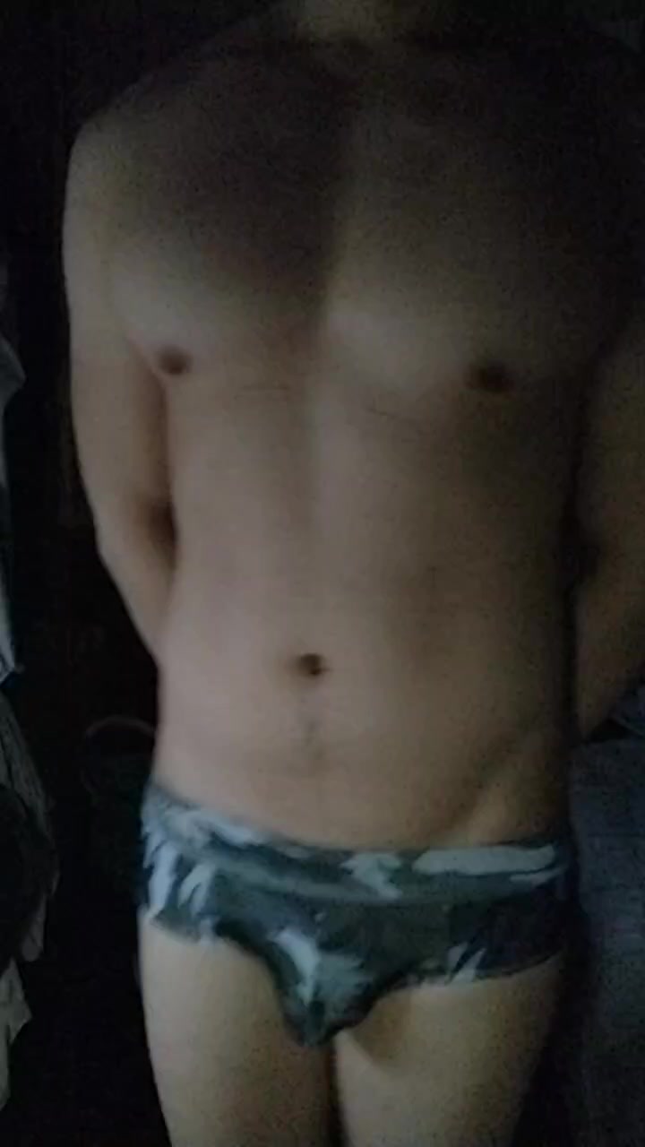 tkk_boy Live Cam Screenshot – 2025-08-08 17:20:43