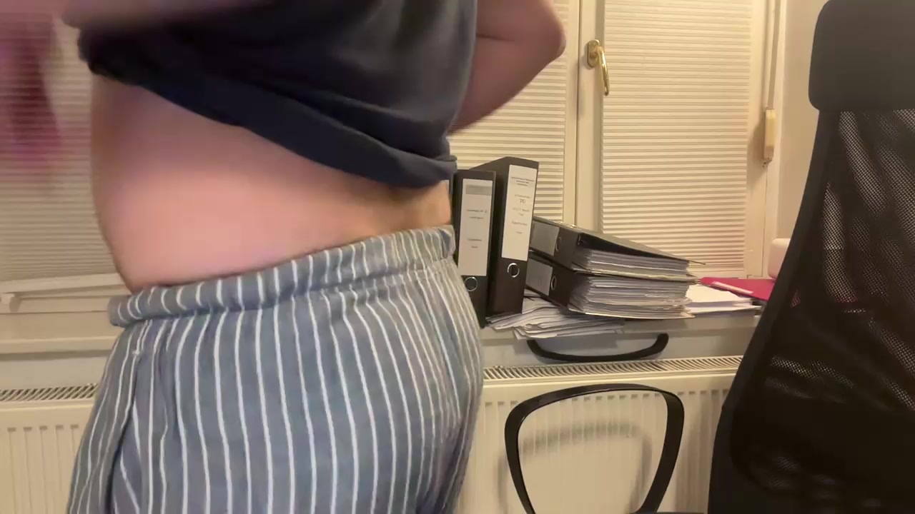 tktwo Live Cam Screenshot – 2025-08-17 19:57:10