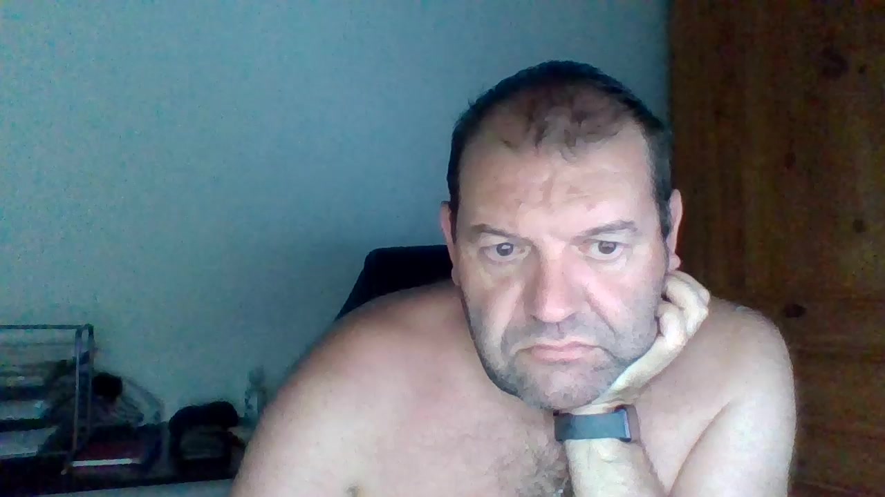 tonetys Live Cam Screenshot – 2025-08-13 05:59:52