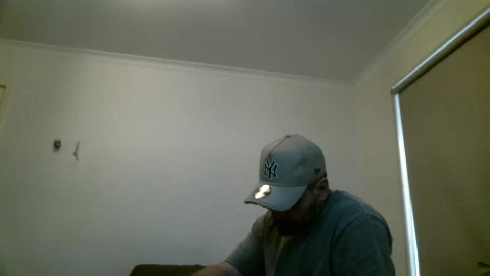 touchithot Live Cam Screenshot – 2025-08-23 21:36:27