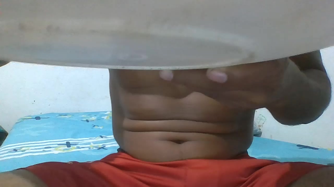 tunegrocosta Live Cam Screenshot – 2025-08-04 04:26:46