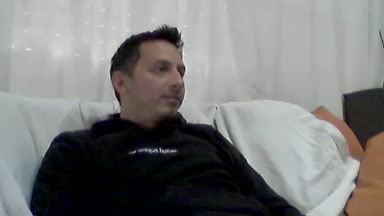 tuperfum Live Cam Screenshot – 2025-08-07 17:14:32