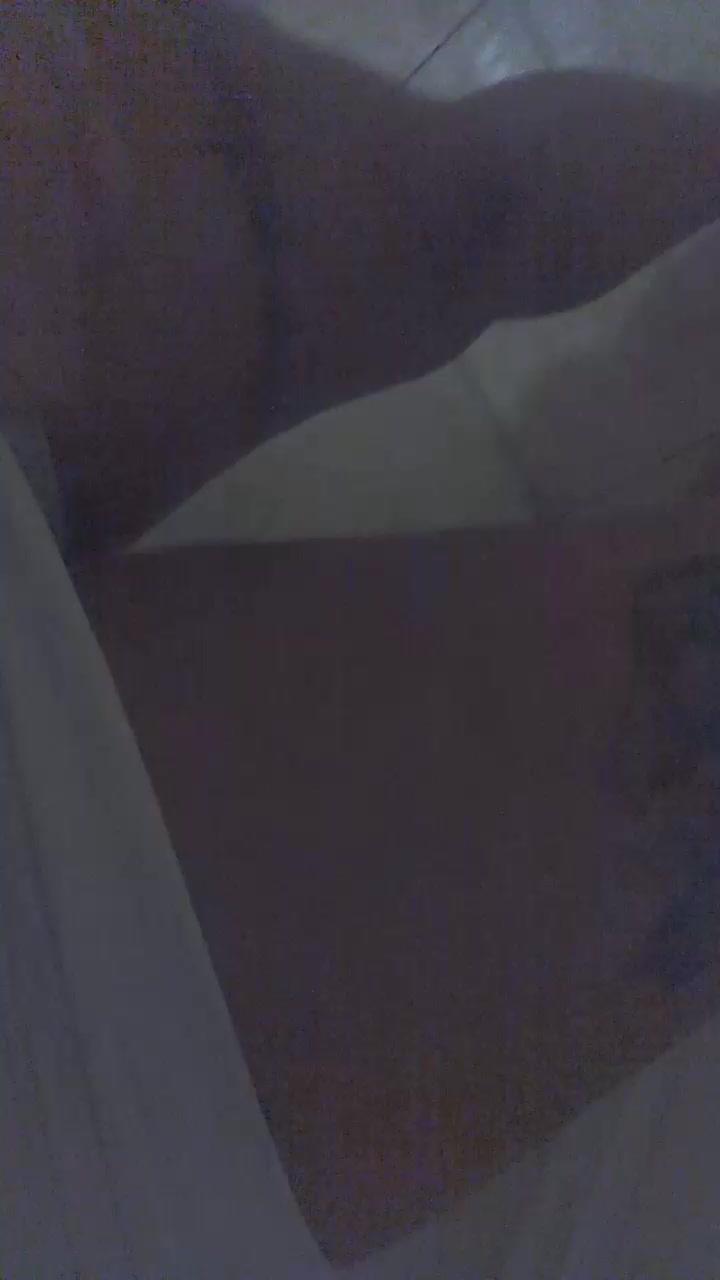 tutti22doig Live Cam Screenshot – 2025-08-06 21:16:06