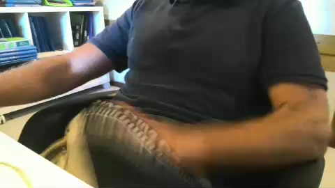 twixi Live Cam Screenshot – 2025-08-19 19:48:59