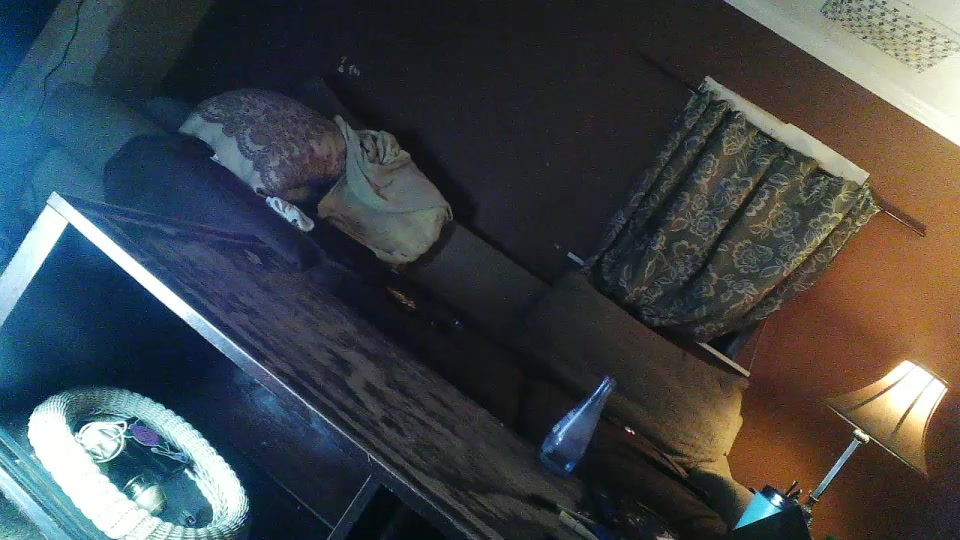 twodueces45 Live Cam Screenshot – 2025-08-23 03:56:20