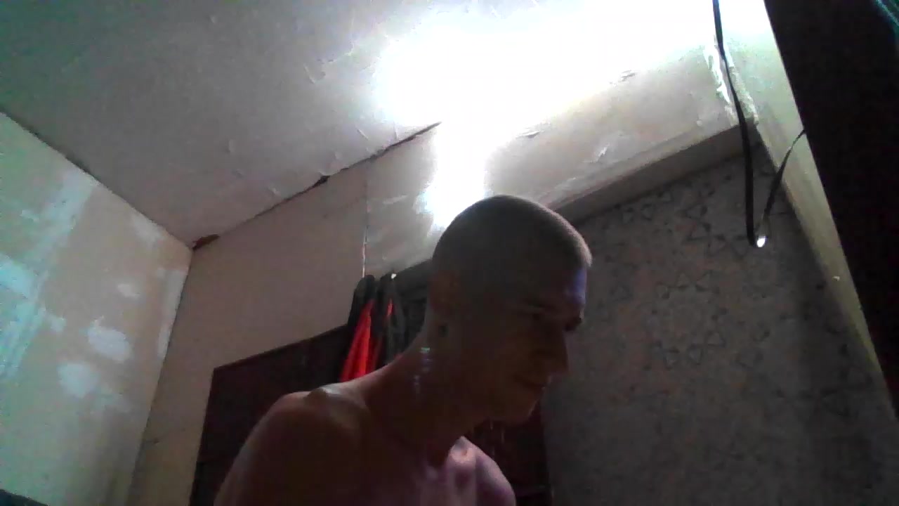 tyler4207 Live Cam Screenshot – 2025-08-19 09:55:03