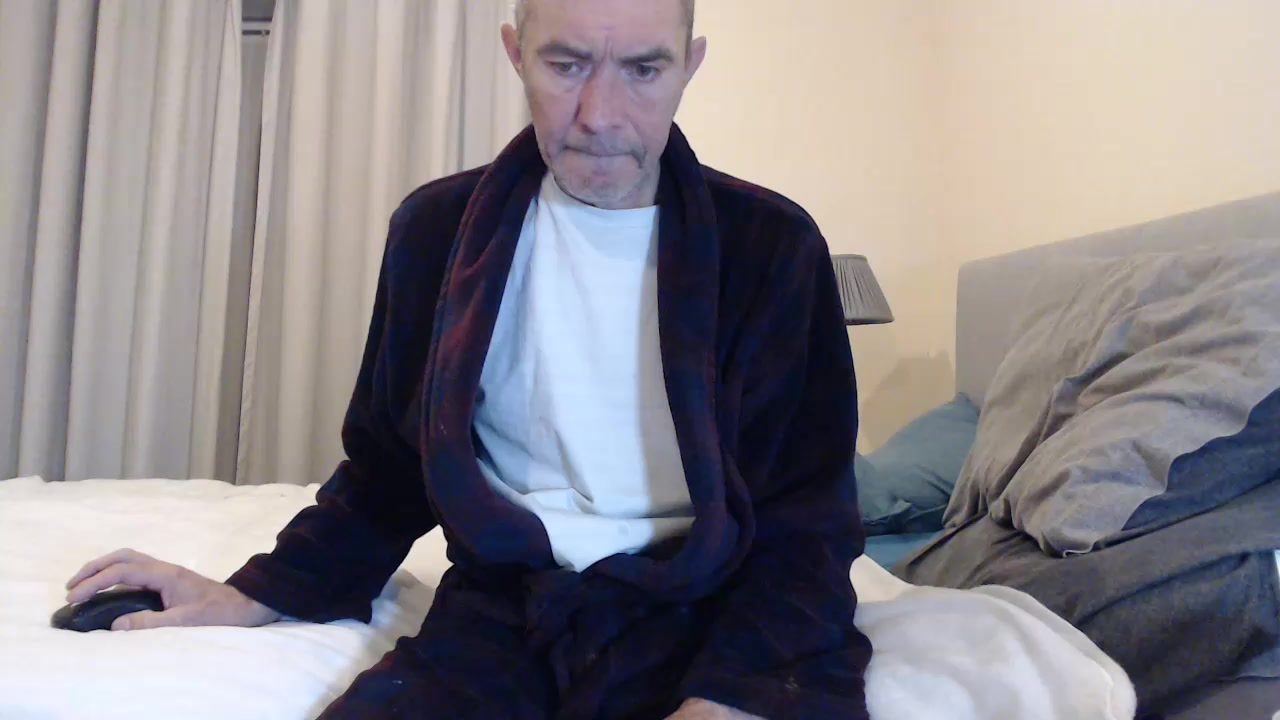 ufkme20 Live Cam Screenshot – 2025-11-10 04:08:45