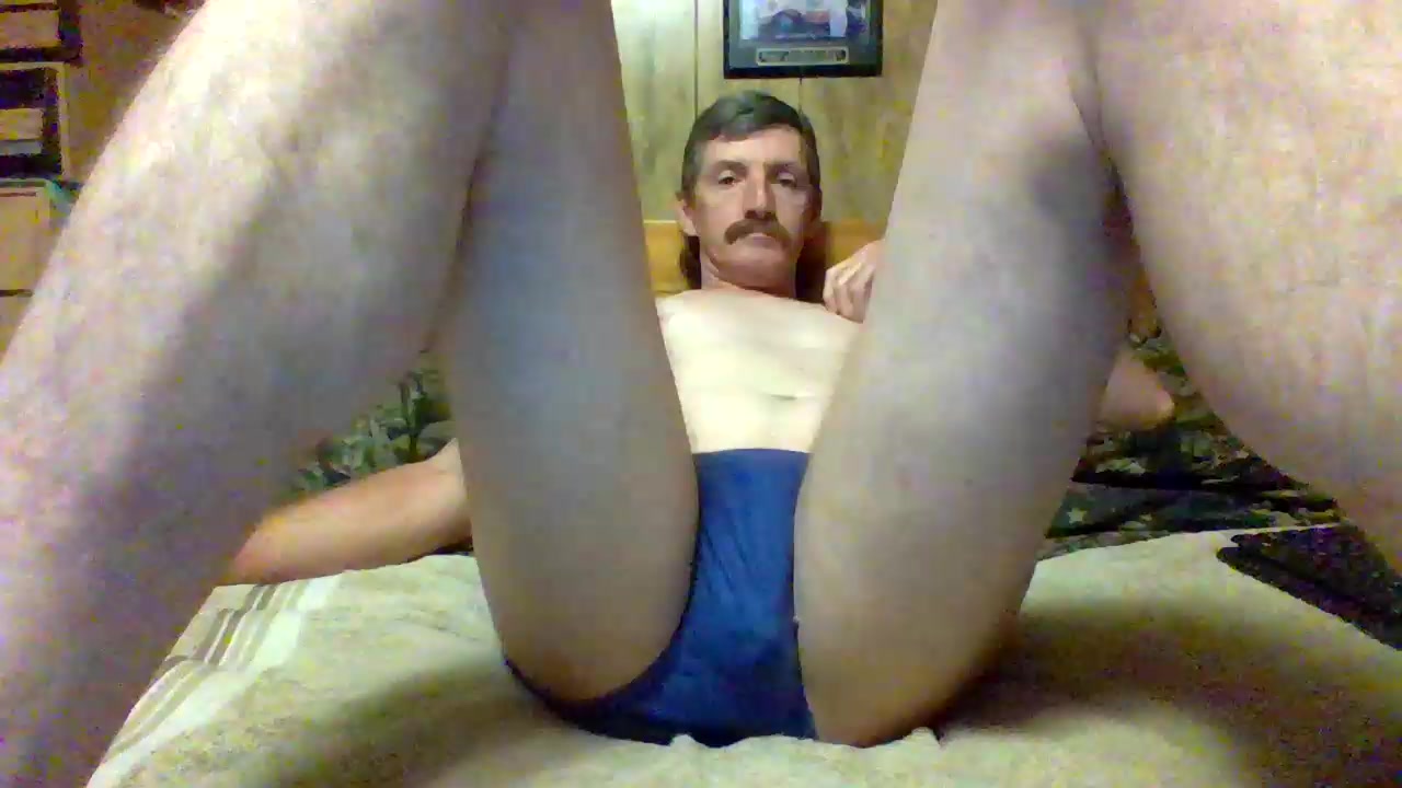 uncut50hot Live Cam Screenshot – 2025-08-06 02:48:10