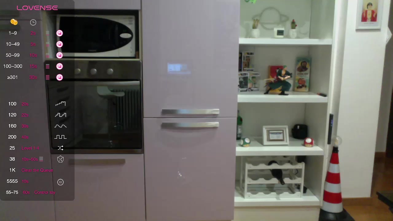 valentainy Live Cam Screenshot – 2025-08-18 18:23:24