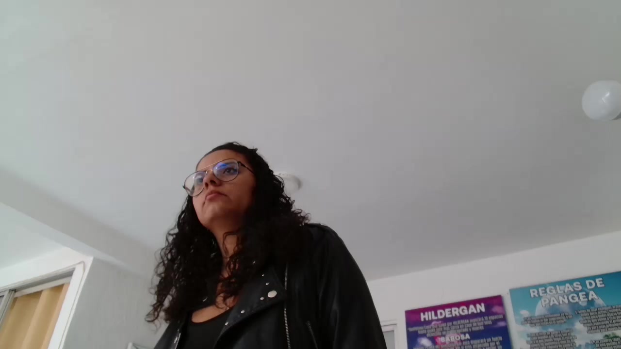 valentina_fiery Live Cam Screenshot – 2025-08-08 20:32:05