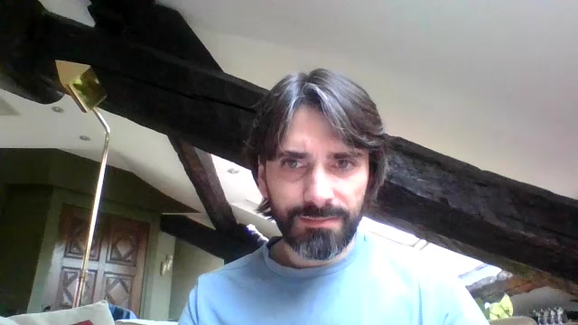 valerio85mi Live Cam Screenshot – 2025-08-04 10:00:04