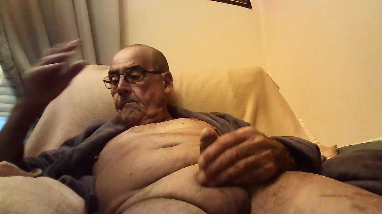 vieuxkiki Live Cam Screenshot – 2025-08-29 18:44:14