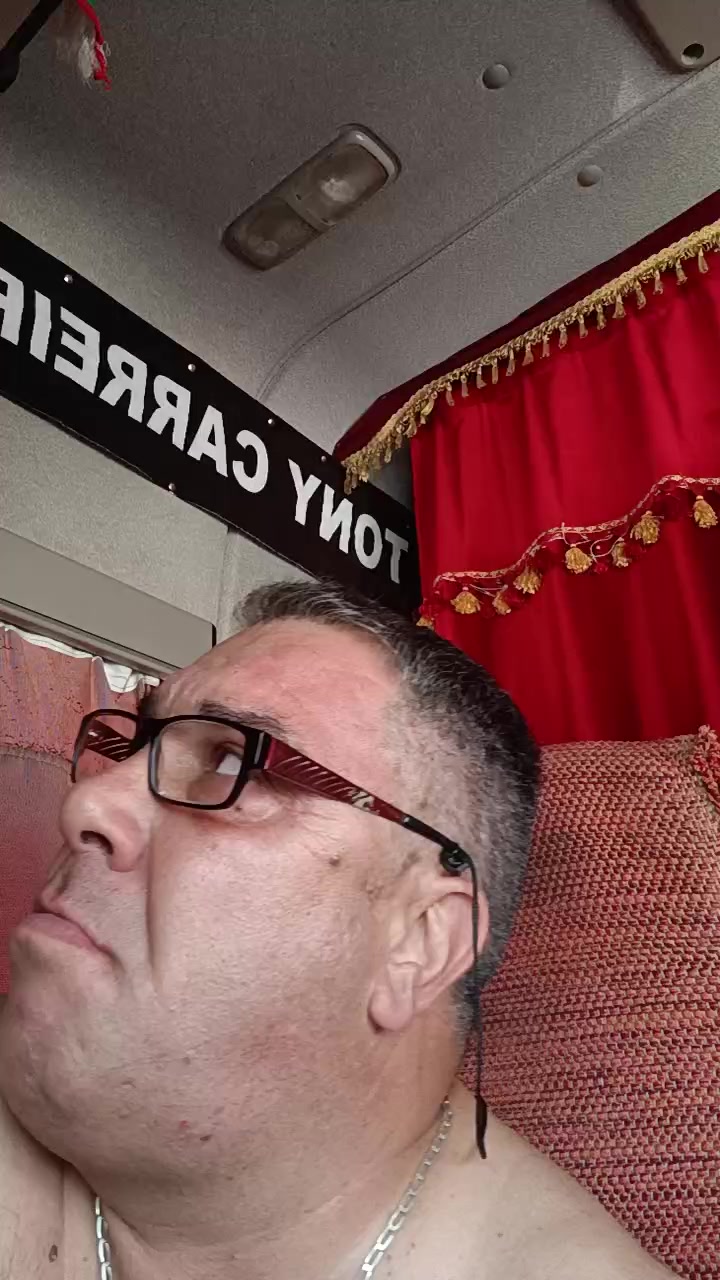 virtualboy5 Live Cam Screenshot – 2025-08-04 14:01:22