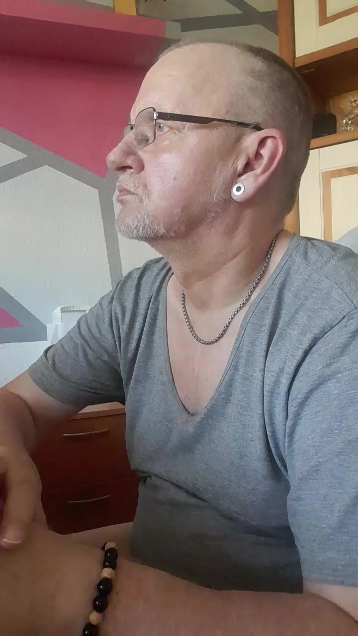 voyuer58hot Live Cam Screenshot – 2025-08-13 15:02:48