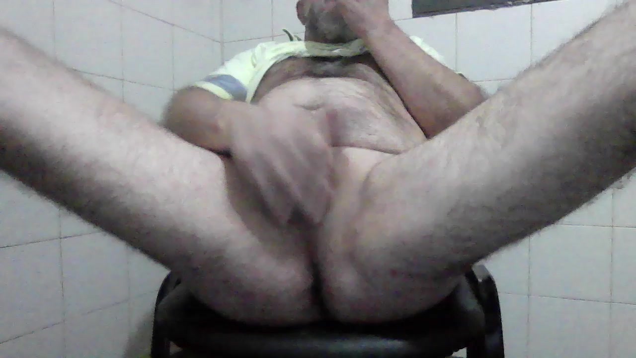 wdario Live Cam Screenshot – 2025-08-03 22:34:00