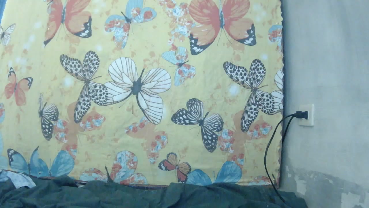 wildpoohkhaye Live Cam Screenshot – 2025-08-05 01:58:50