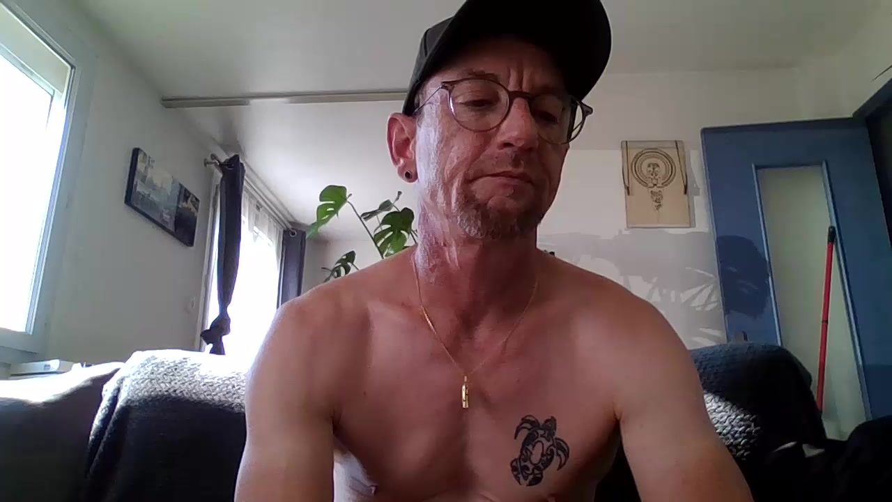 will2776 Live Cam Screenshot – 2025-08-17 15:53:07