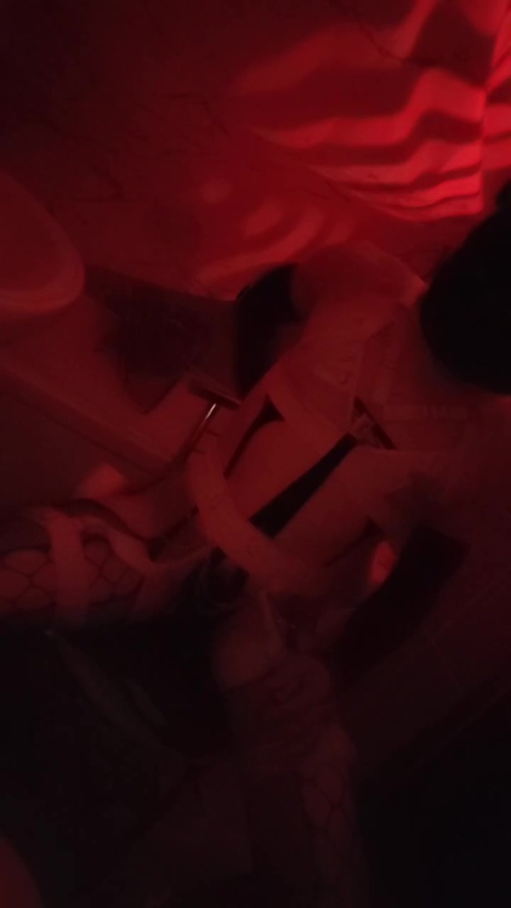 wowmesee Live Cam Screenshot – 2025-08-12 07:00:48