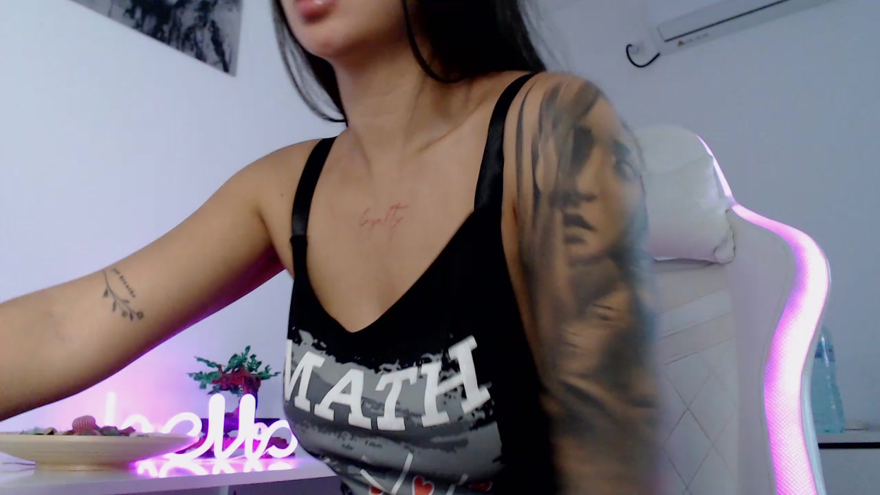 xXH0TLIPSXx Live Cam Screenshot – 2025-09-12 14:04:36