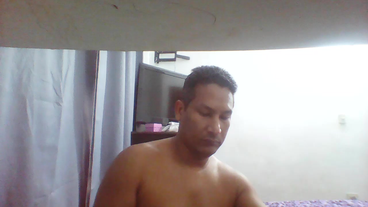 xplosivocam Live Cam Screenshot – 2025-08-07 21:24:57